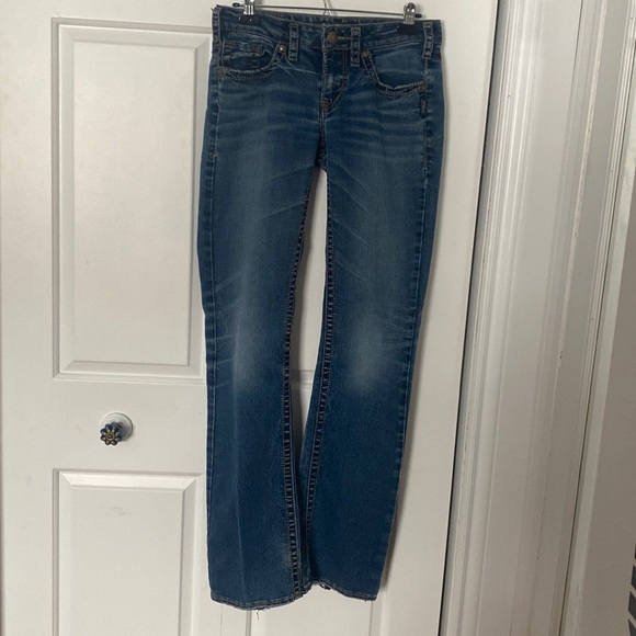 Vintage low waisted Silver jeans. Size 28. - Picture 1 of 4